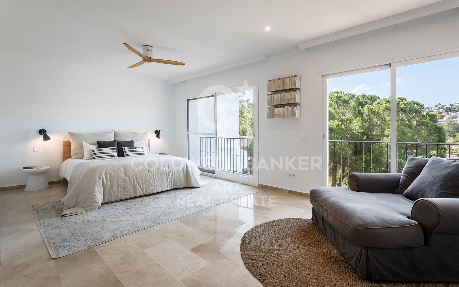 Townhouse in Benahavis, Malaga, Spain 4 bedrooms, 352 sq.m. No. 158819