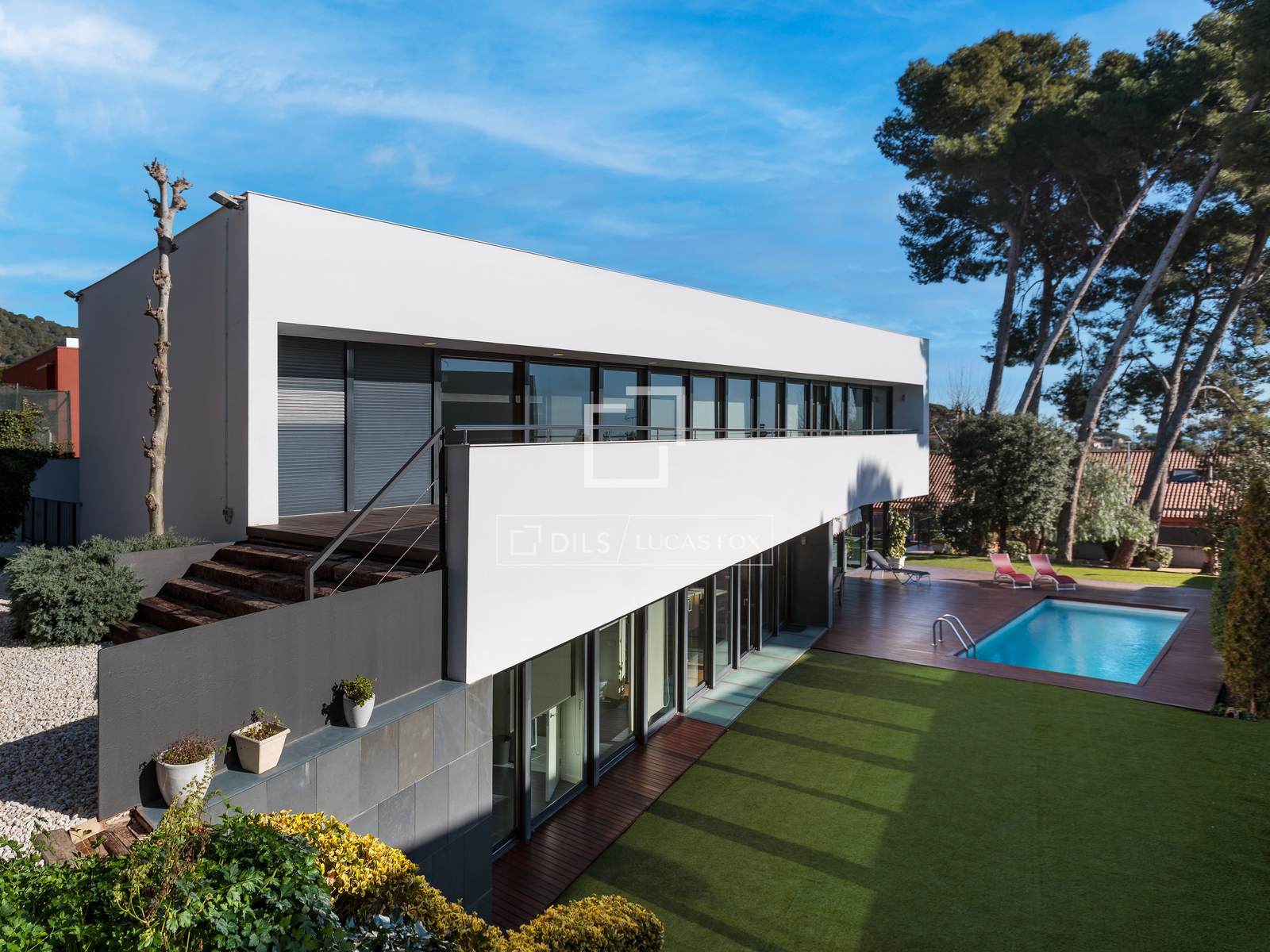 Villa a Premia De Dalt, Barcelona, Spagna 4 camere da letto, 485 mq. N° 150253
