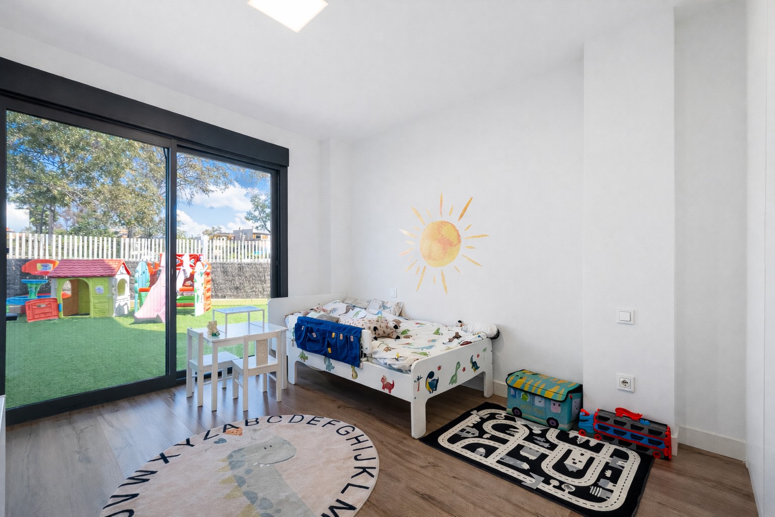 Huoneisto Santa Ponsa, Mallorca, Espanja 4 makuuhuonetta, 128 m2 No. 180178