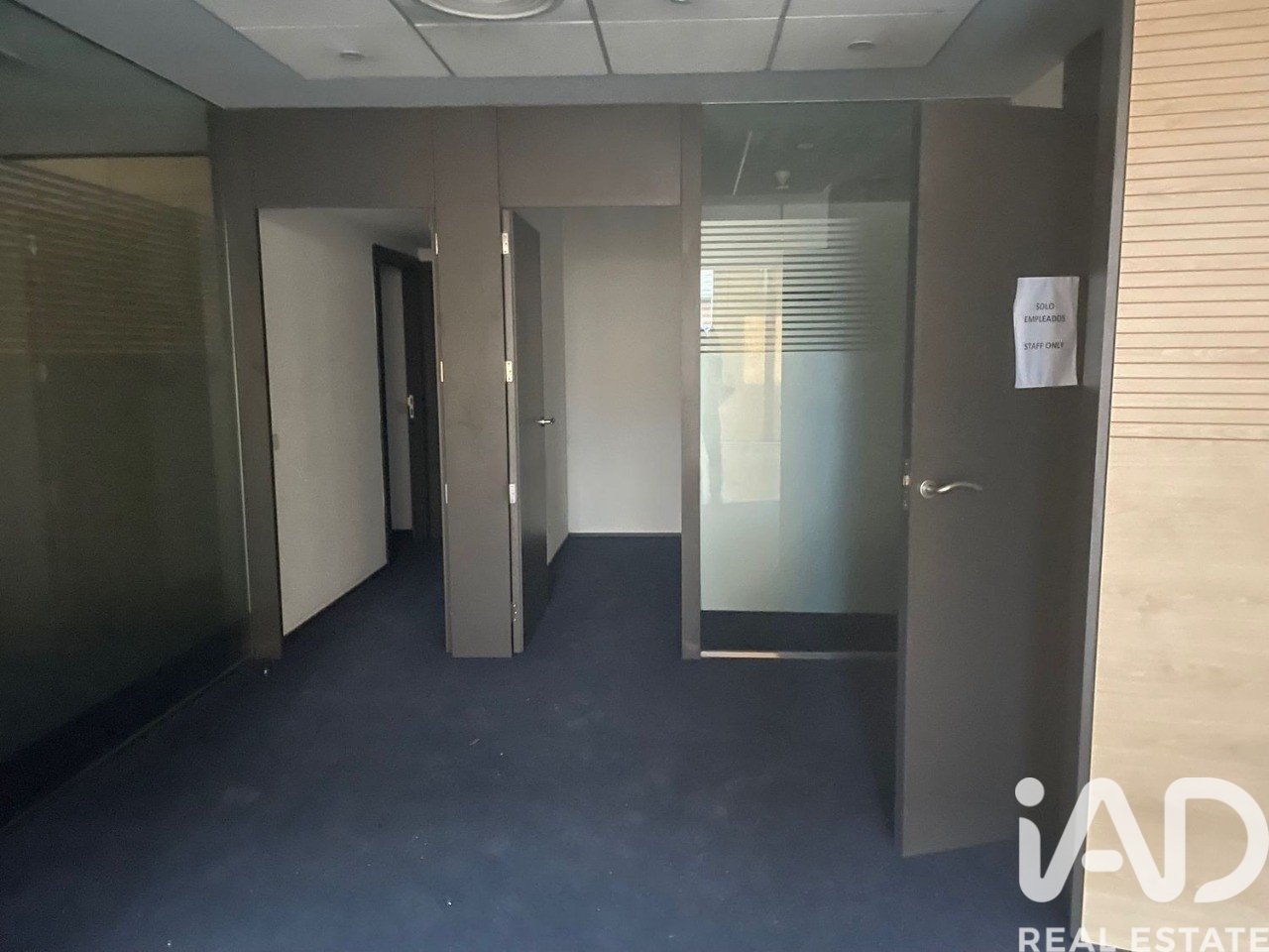 Propiedad comercial en El Campello, Alicante, España 516 m2 No. 188467