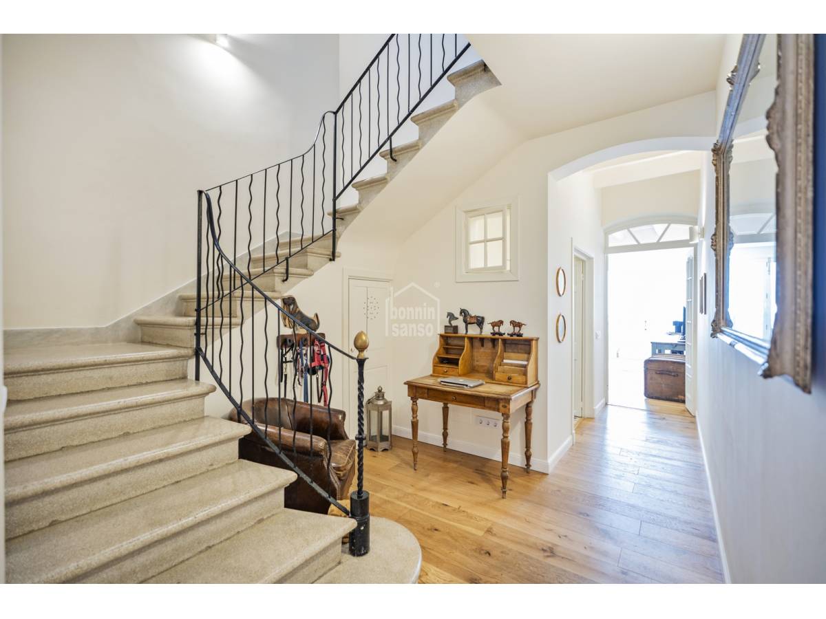 Townhouse in Alaior, Menorca, Spain 4 bedrooms, 344 sq.m. No. 182680