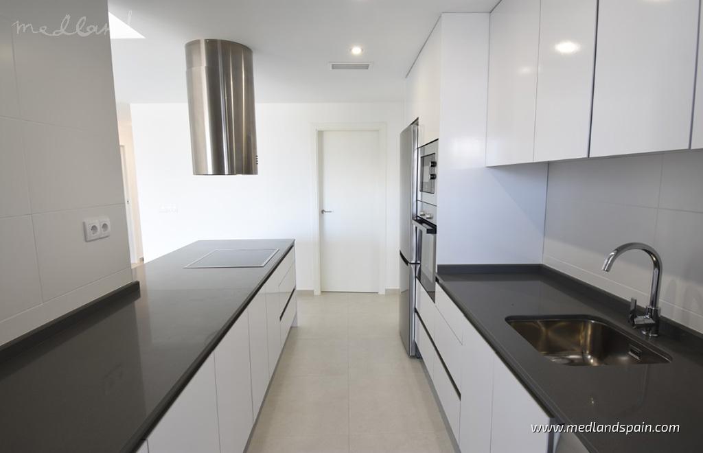 Appartamento a San Miguel de Salinas, Alicante, Spagna 2 camere da letto, 93 mq. N° 113731