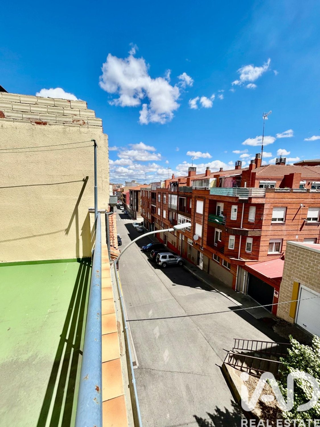 House à La Baneza, Leon, Espagne 3 chambres, 252 m2 No. 184805