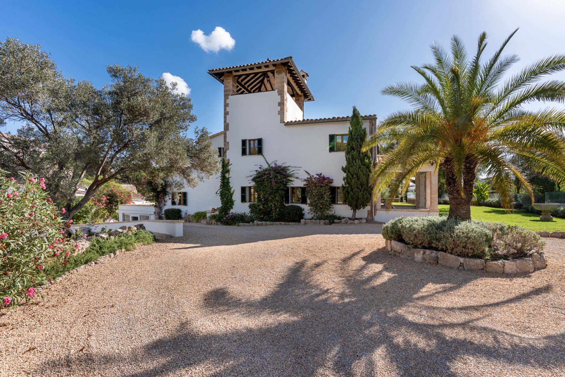 Villa in Mallorca, Spain 6 bedrooms, 629 sq.m. No. 143426
