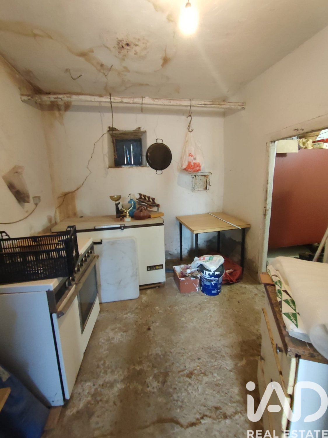 House in San Justo de la Vega, Leon, Spain 5 bedrooms, 391 sq.m. No. 185374