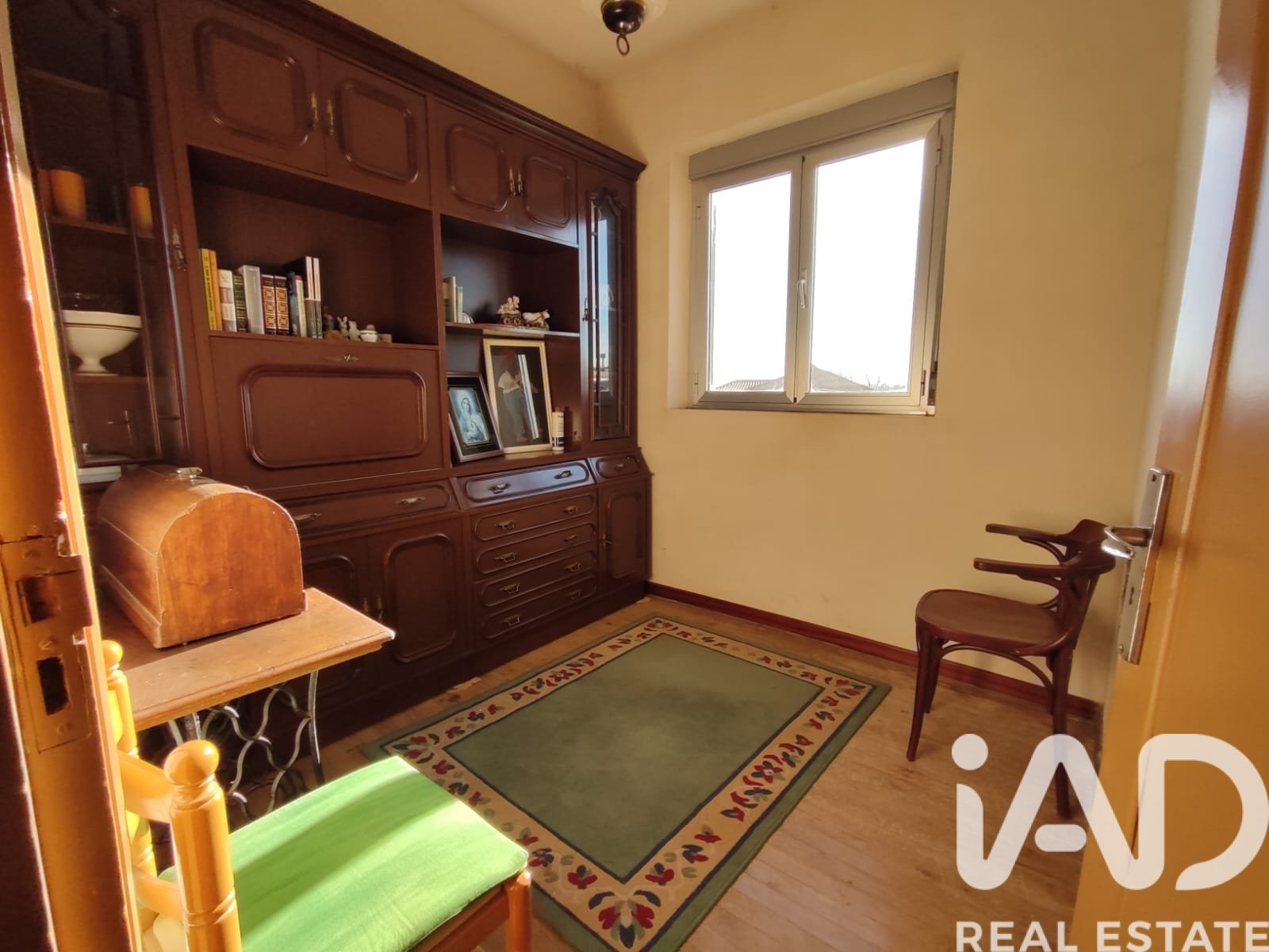 House in San Justo de la Vega, Leon, Spain 5 bedrooms, 391 sq.m. No. 185374