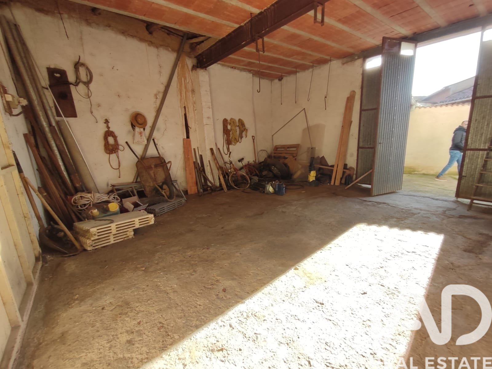 House in San Justo de la Vega, Leon, Spain 5 bedrooms, 391 sq.m. No. 185374