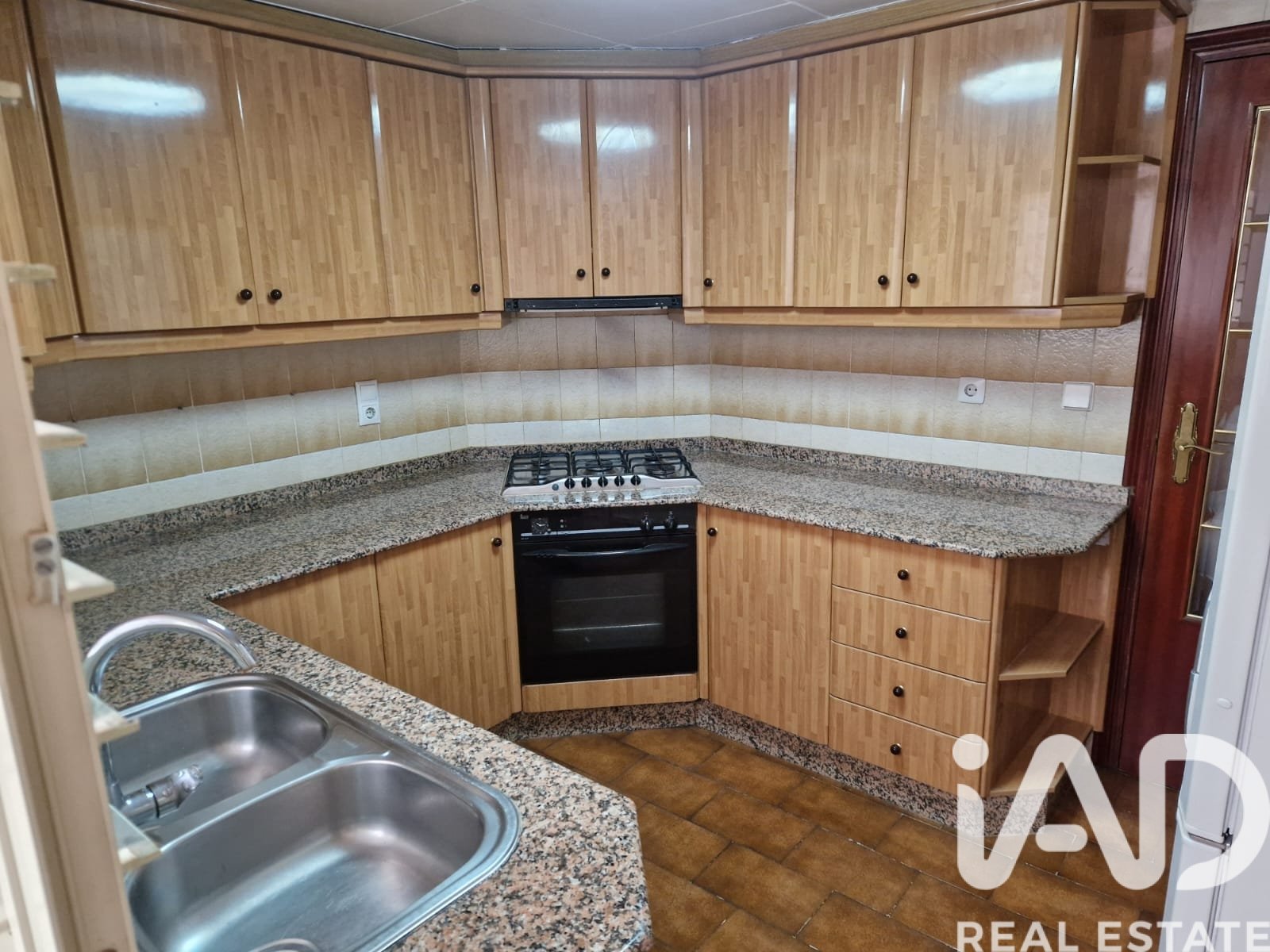 Huoneisto Sax, Alicante, Espanja 4 makuuhuonetta, 112 m2 No. 185406