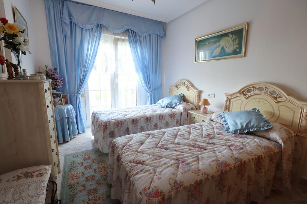 Villa in Alicante, Spain 5 bedrooms, 308 sq.m. No. 179617