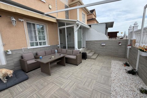 Duplex in La Zenia, Alicante, Spanien 4 Schlafzimmer, 120 m2 Nr. 179578