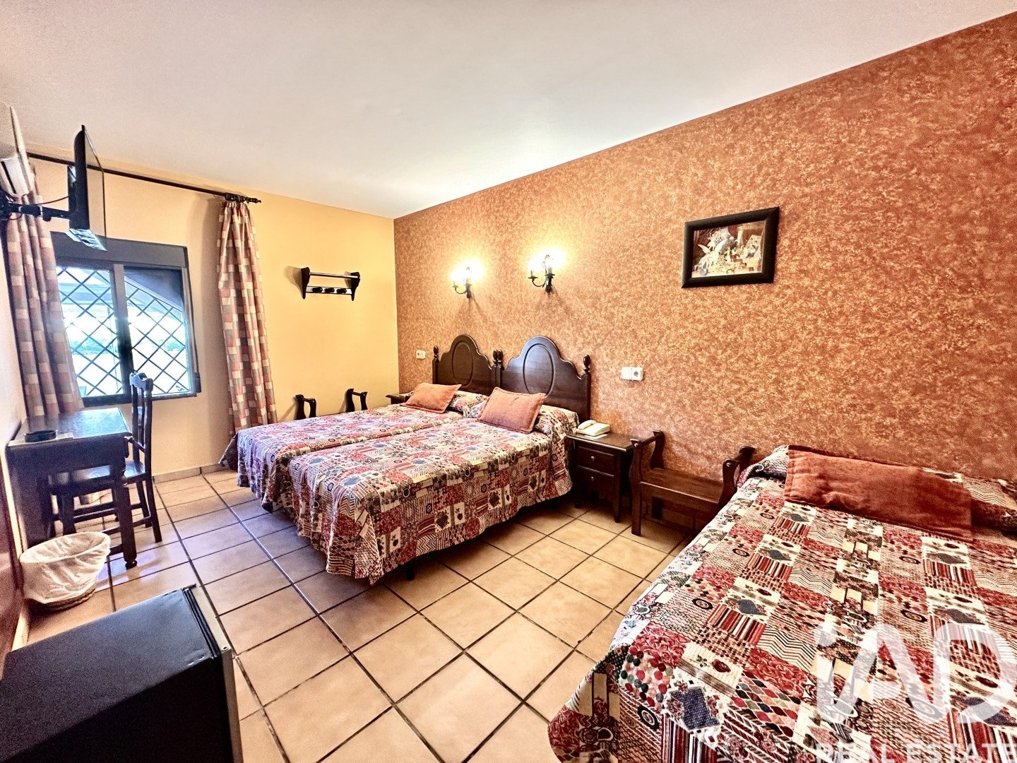 Hotel en Ayamonte, Huelva, España 25 dormitorios, 870 m2 No. 188130