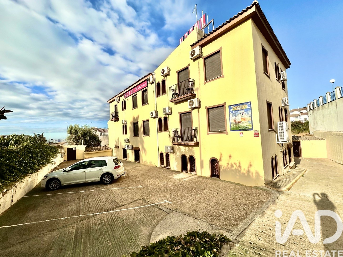 Hotel en Ayamonte, Huelva, España 25 dormitorios, 870 m2 No. 188130