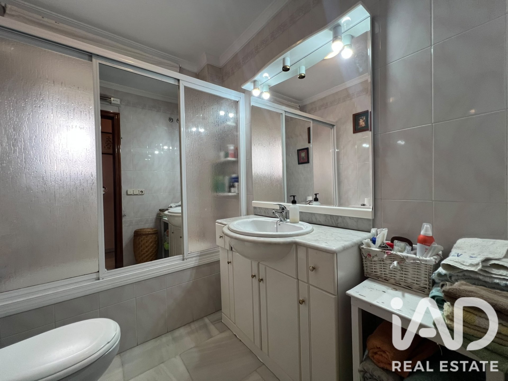 Apartamento en Lepe, Huelva, España 4 dormitorios, 127 m2 No. 188128