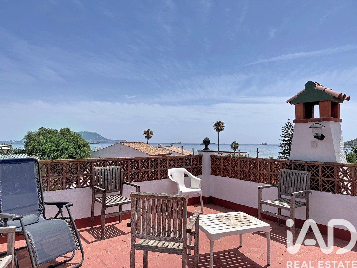 House in Algeciras, Cadiz, Spain 5 bedrooms, 973 sq.m. No. 188124