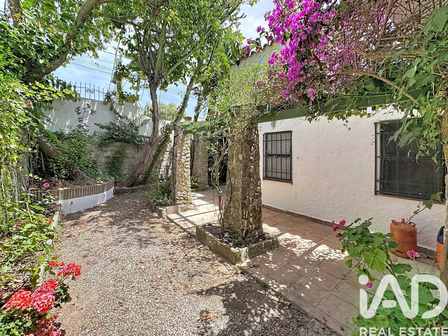 House in Algeciras, Cadiz, Spain 5 bedrooms, 973 sq.m. No. 188124