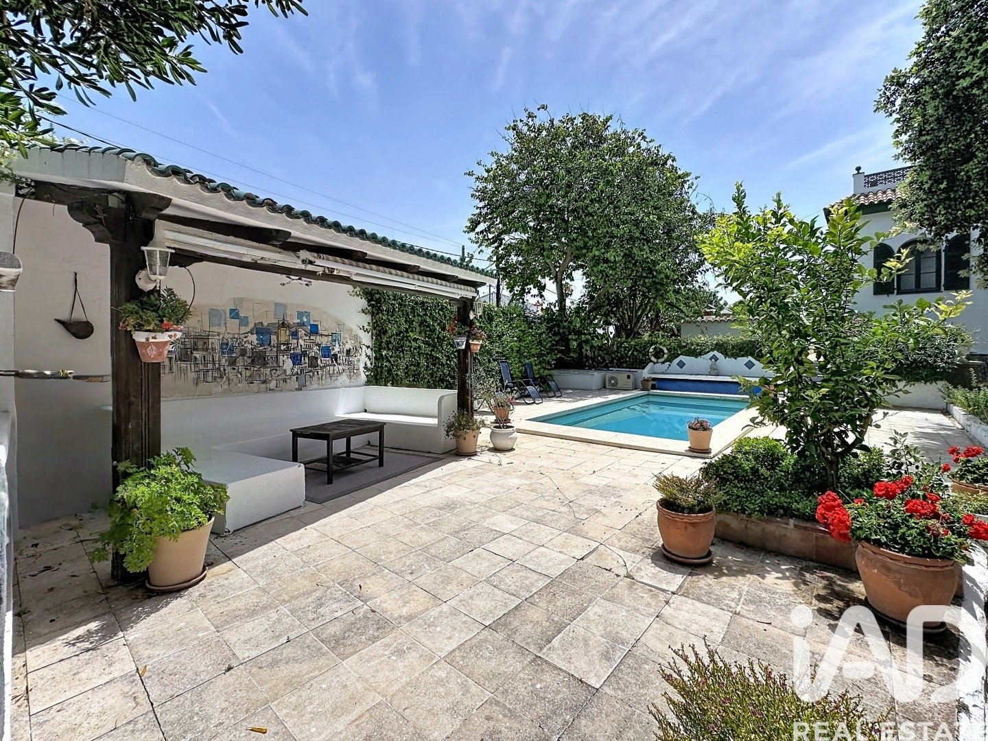 House in Algeciras, Cadiz, Spain 5 bedrooms, 973 sq.m. No. 188124