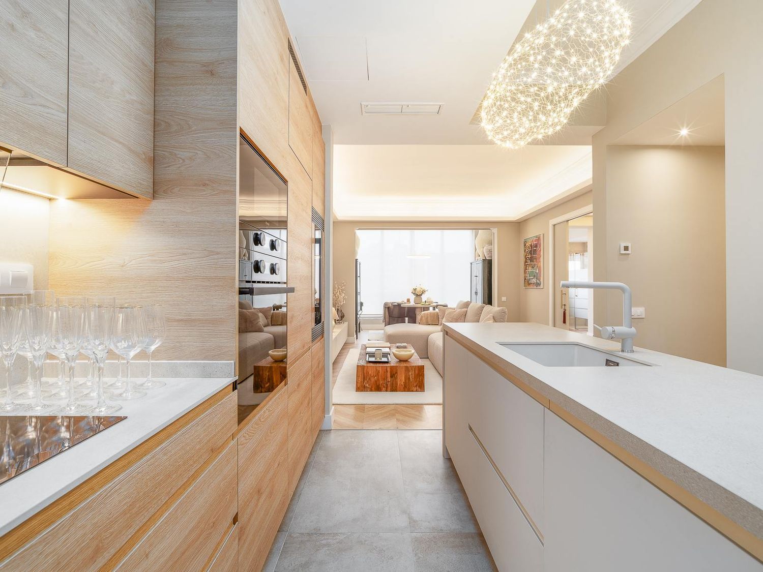 Apartment in Barcelona, Spain 3 bedrooms, 94 sq.m. No. 182381