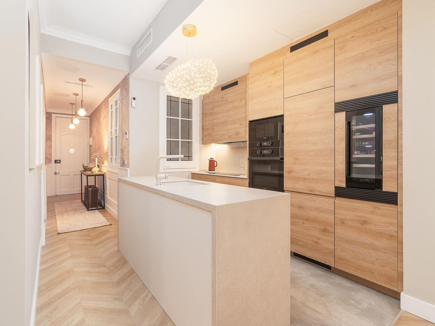 Apartment in Barcelona, Spain 3 bedrooms, 94 sq.m. No. 182381