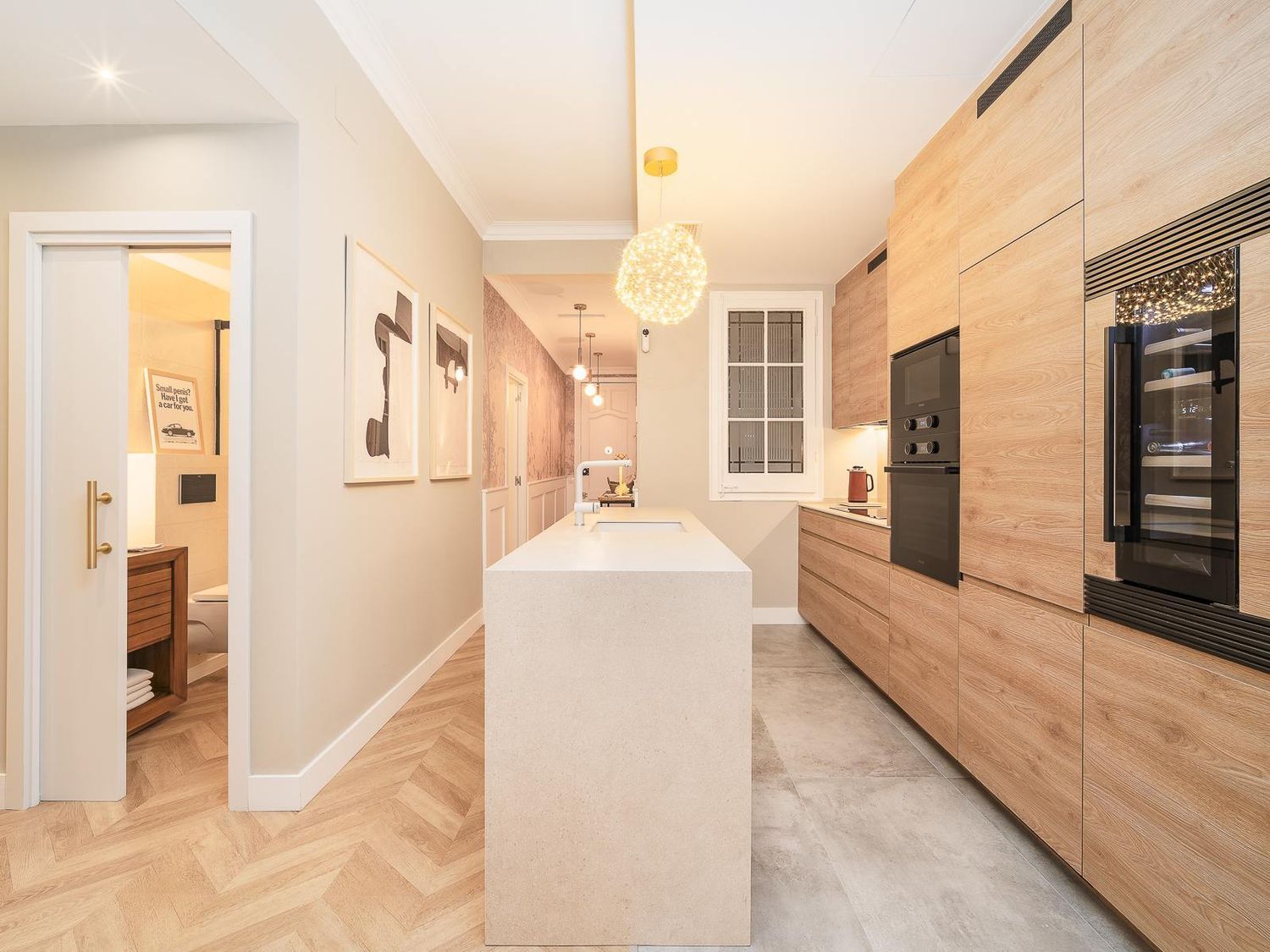 Apartment in Barcelona, Spain 3 bedrooms, 94 sq.m. No. 182381