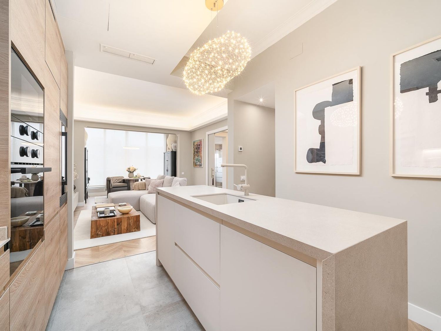 Apartment in Barcelona, Spain 3 bedrooms, 94 sq.m. No. 182381