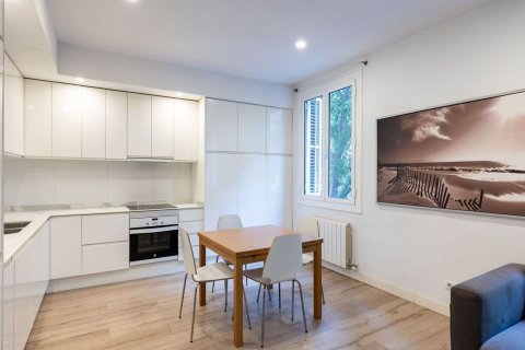 Huoneisto Barcelona, Espanja 3 makuuhuonetta, 72 m2 No. 182384