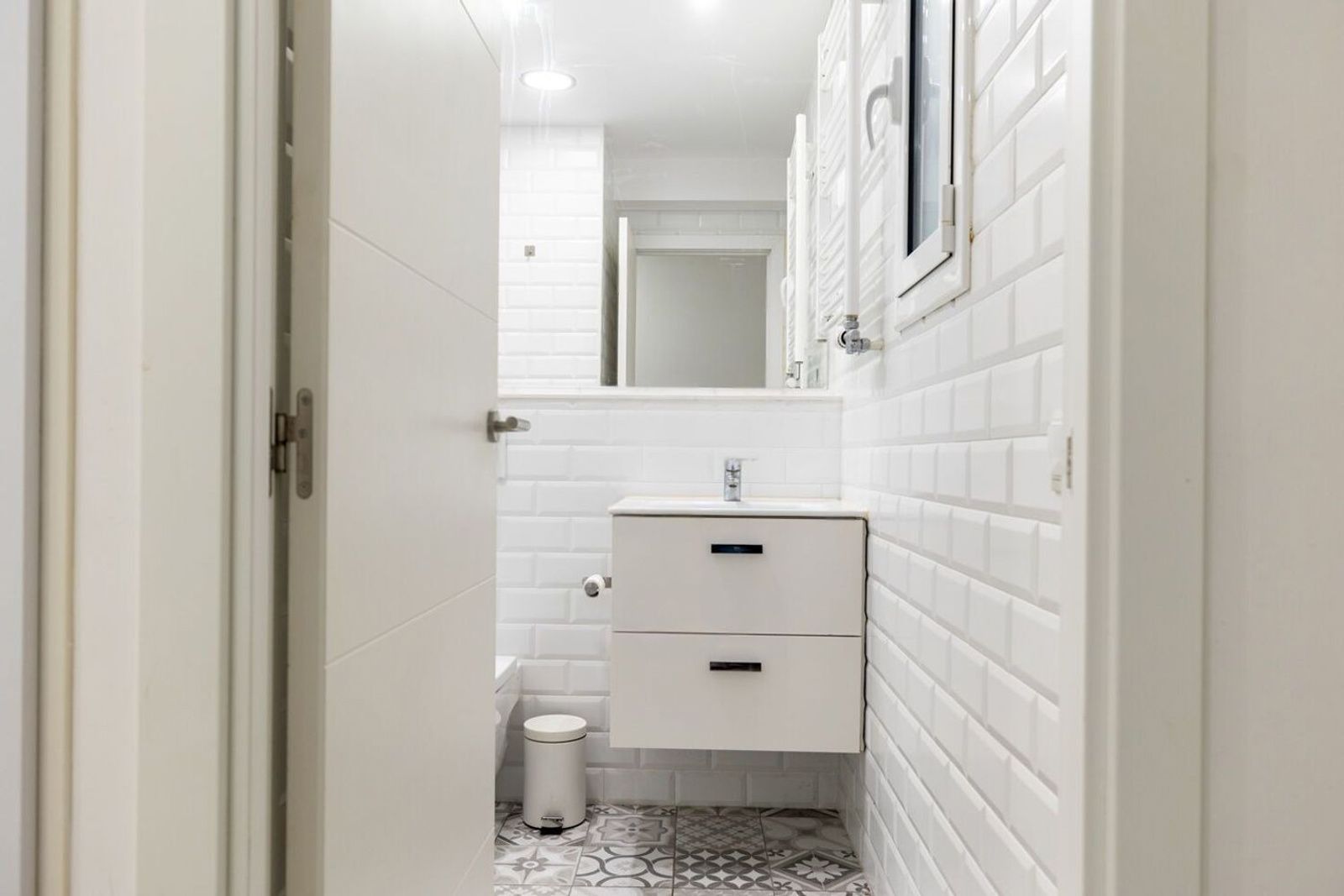 Apartamento en Barcelona, España 3 dormitorios, 72 m2 No. 182384