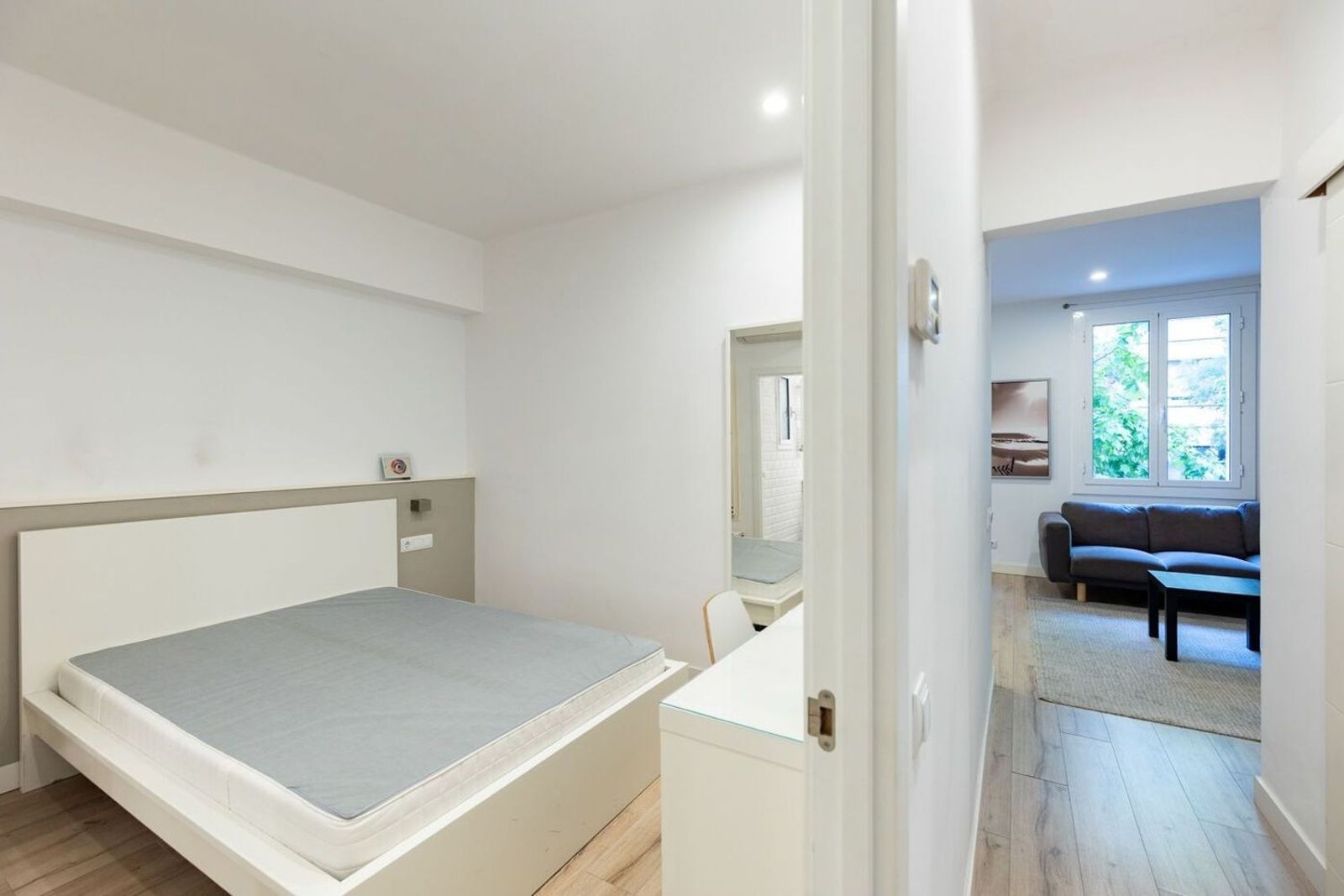 Apartamento en Barcelona, España 3 dormitorios, 72 m2 No. 182384
