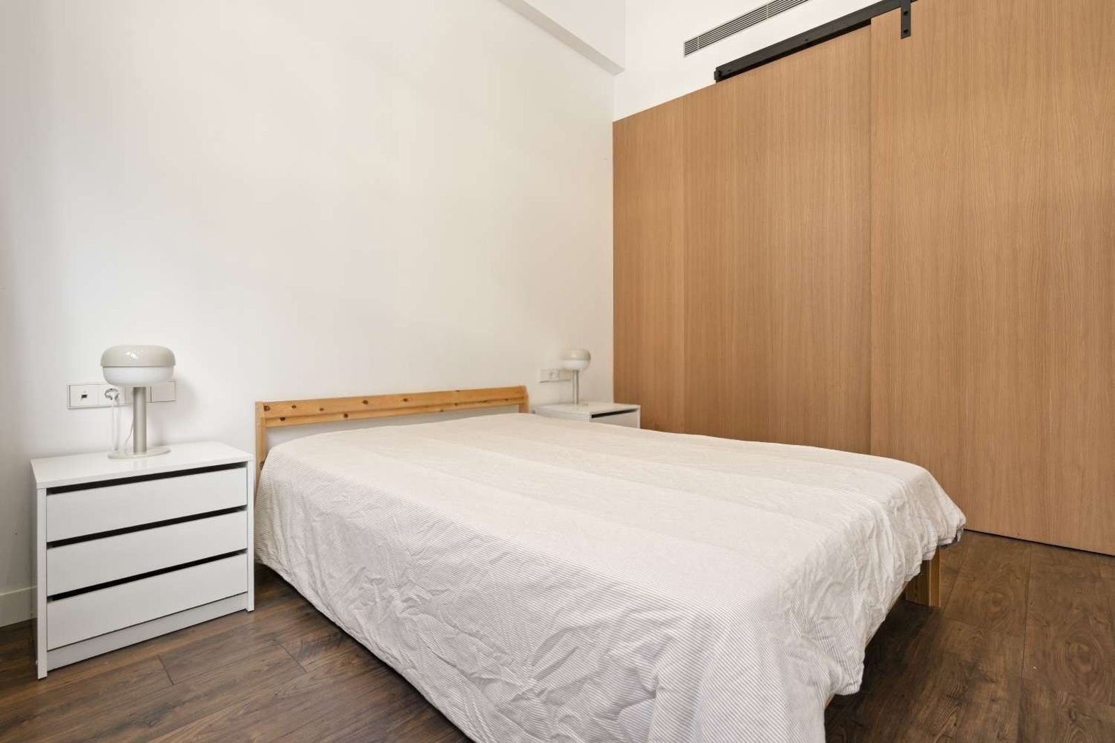 Apartamento en Barcelona, España 63 m2 No. 182385