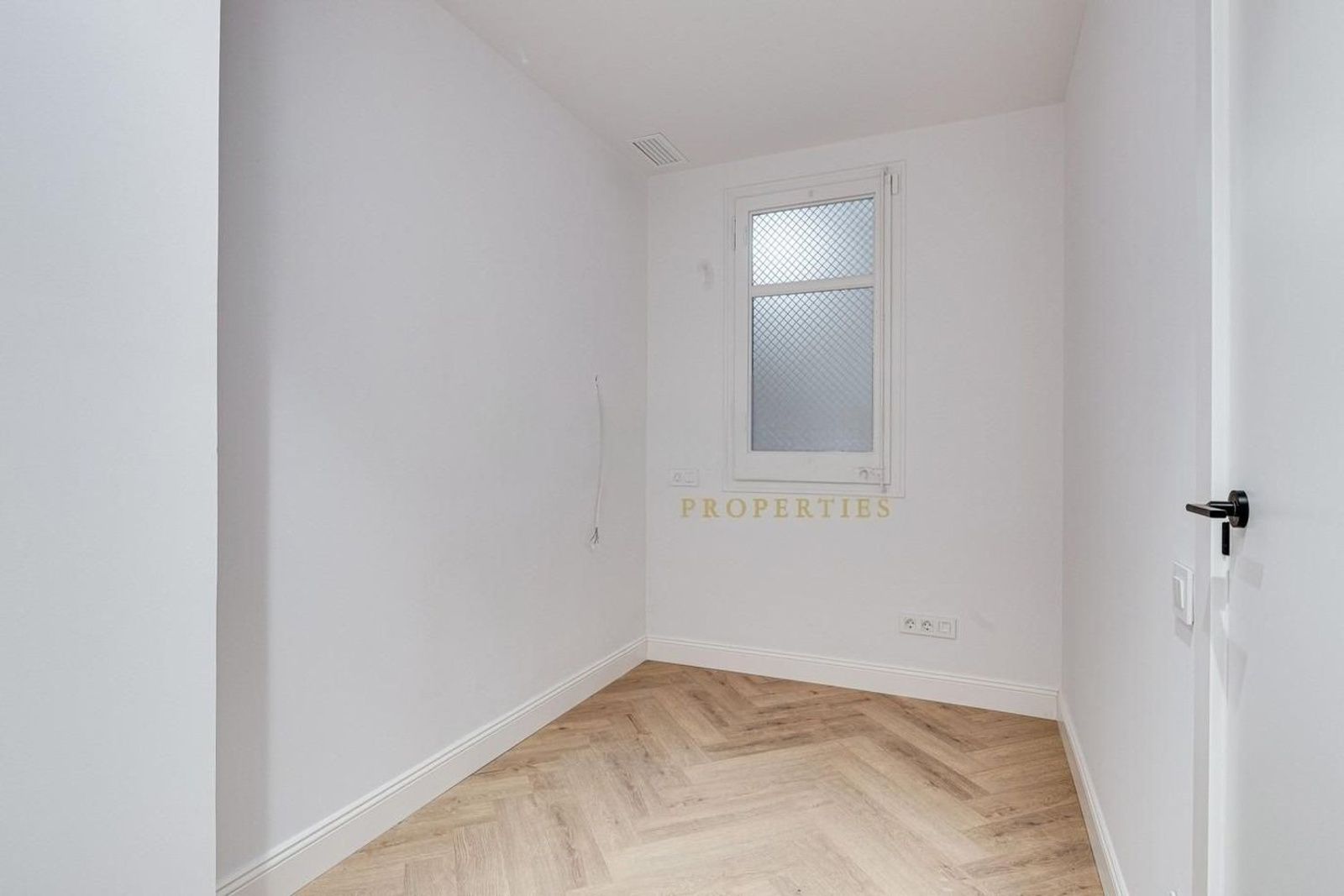 Apartment in Barcelona, Spain 3 bedrooms, 78 sq.m. No. 182382