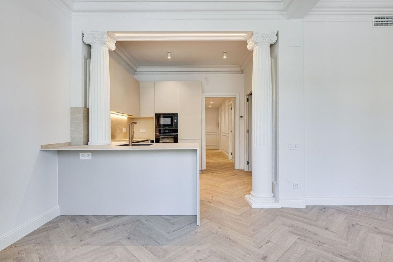 Apartment in Barcelona, Spain 3 bedrooms, 78 sq.m. No. 182382