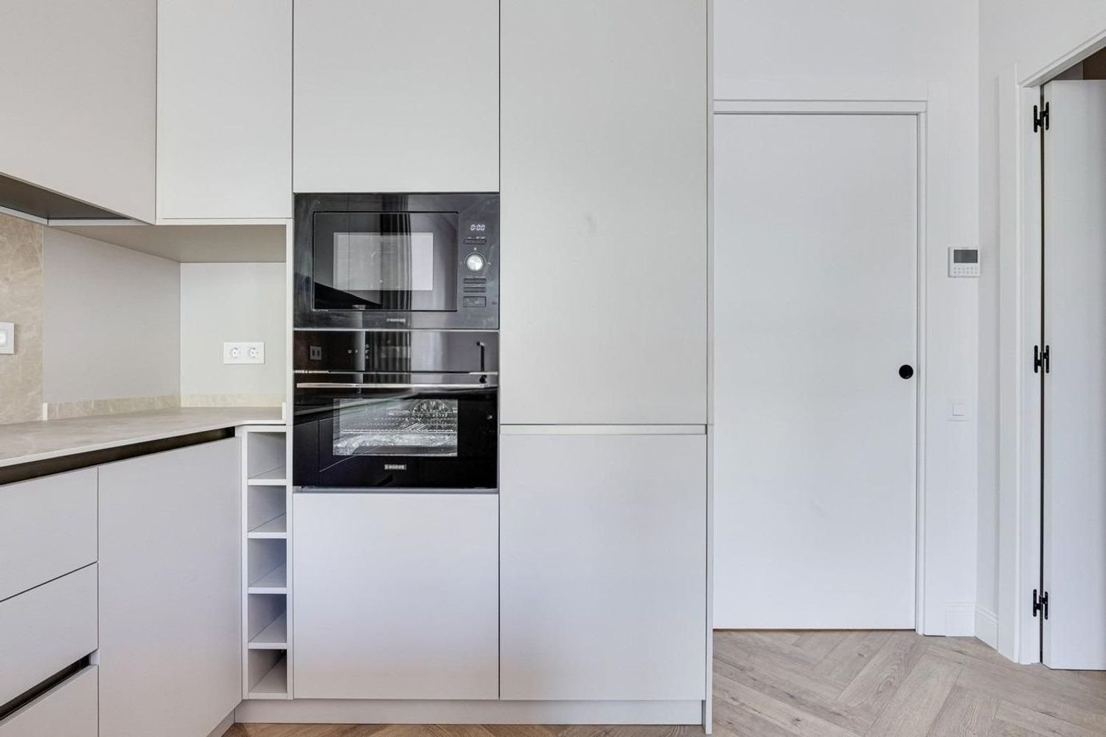 Apartment in Barcelona, Spain 3 bedrooms, 78 sq.m. No. 182382