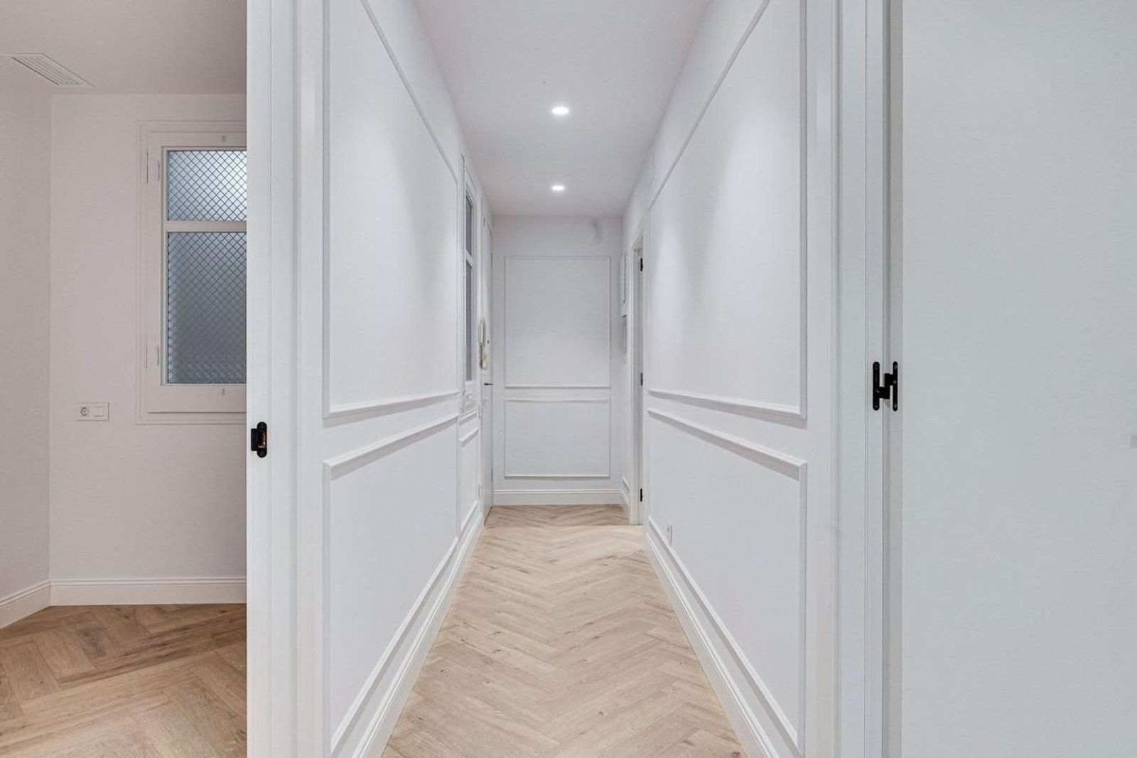 Apartment in Barcelona, Spain 3 bedrooms, 78 sq.m. No. 182382