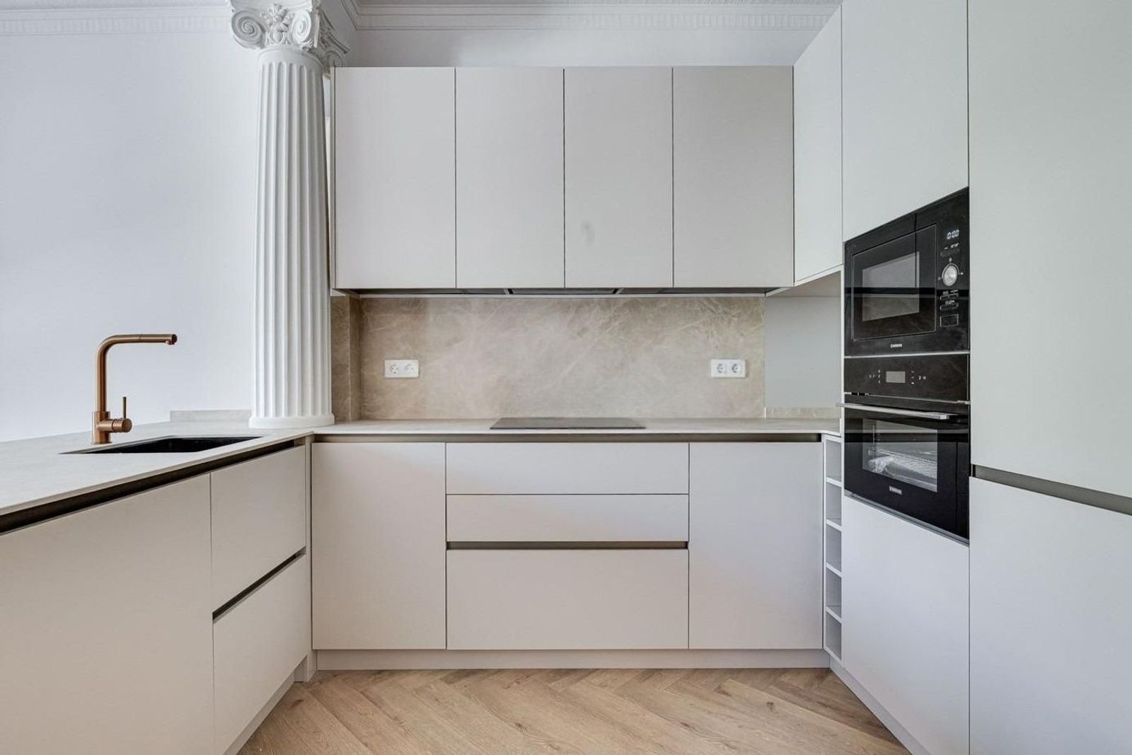 Apartment in Barcelona, Spain 3 bedrooms, 78 sq.m. No. 182382