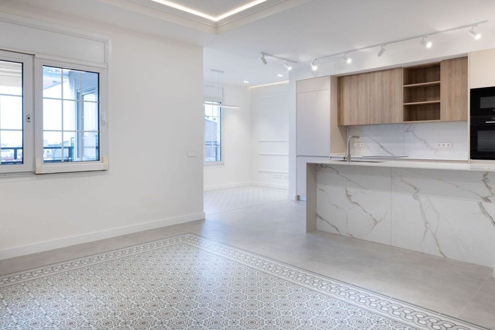 Apartamento en Barcelona, España 3 dormitorios, 131 m2 No. 182383