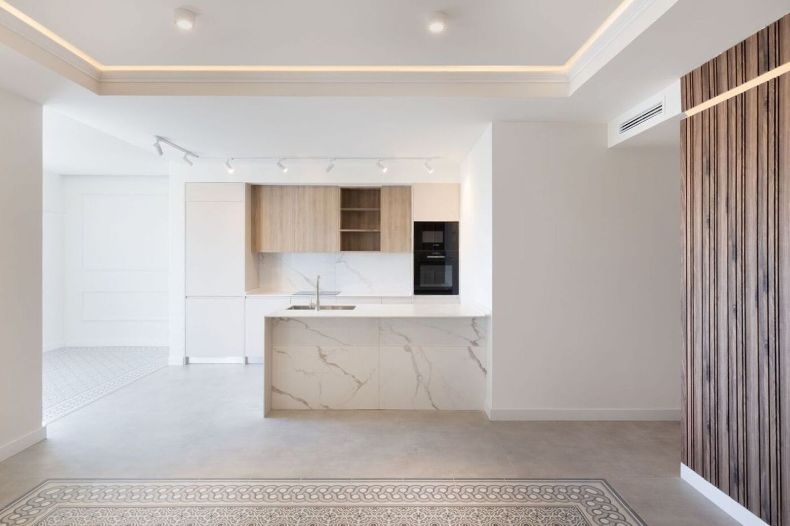Apartamento en Barcelona, España 3 dormitorios, 131 m2 No. 182383