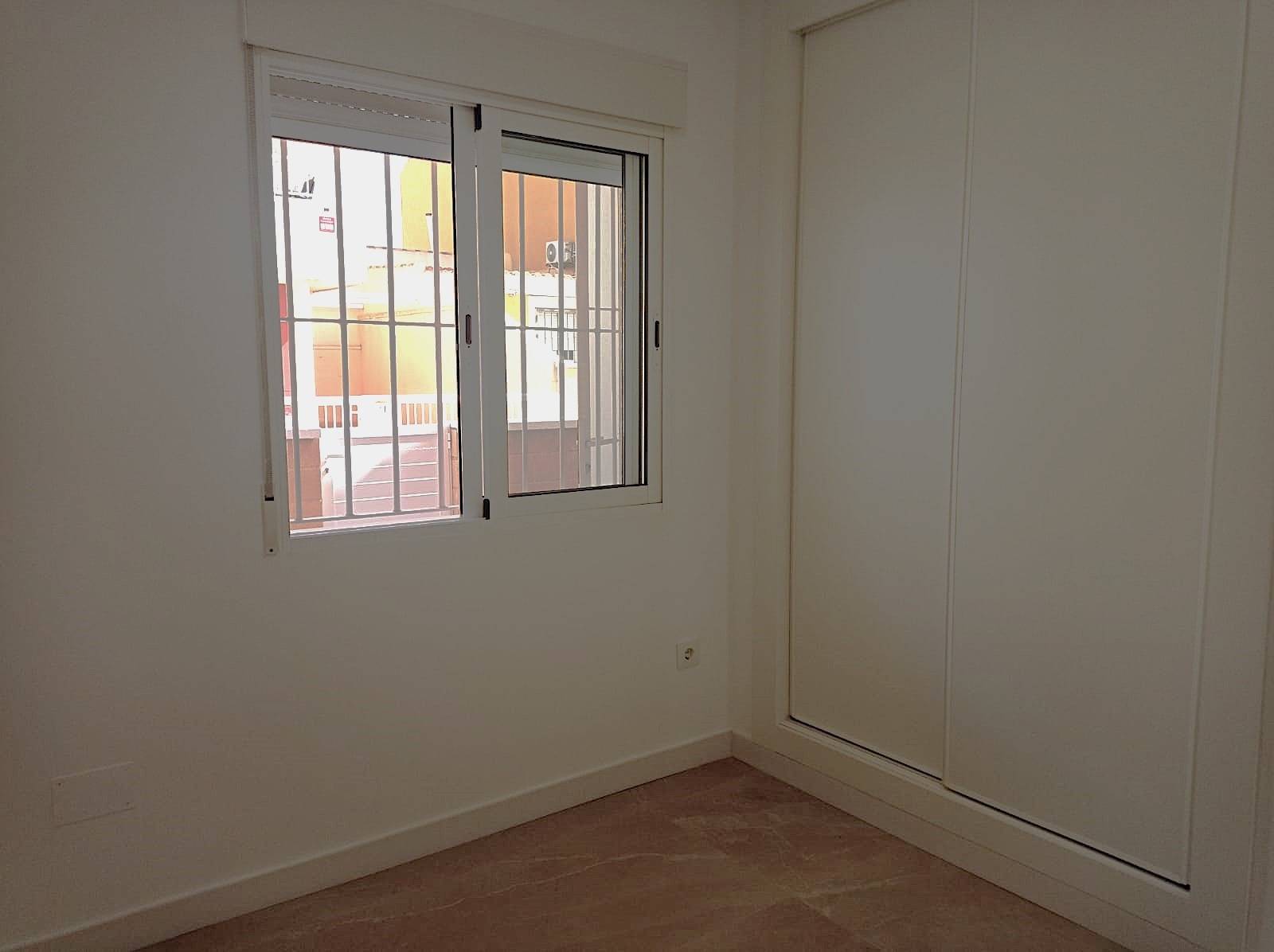 Townhouse in Pilar de la Horadada, Alicante, Spanien 2 Schlafzimmer, 65 m2 Nr. 155734