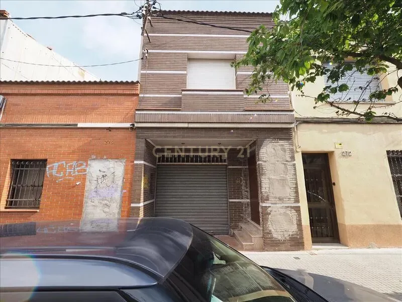 House in Terrassa, Barcelona, Spanien 2 Schlafzimmer, 195 m2 Nr. 167224