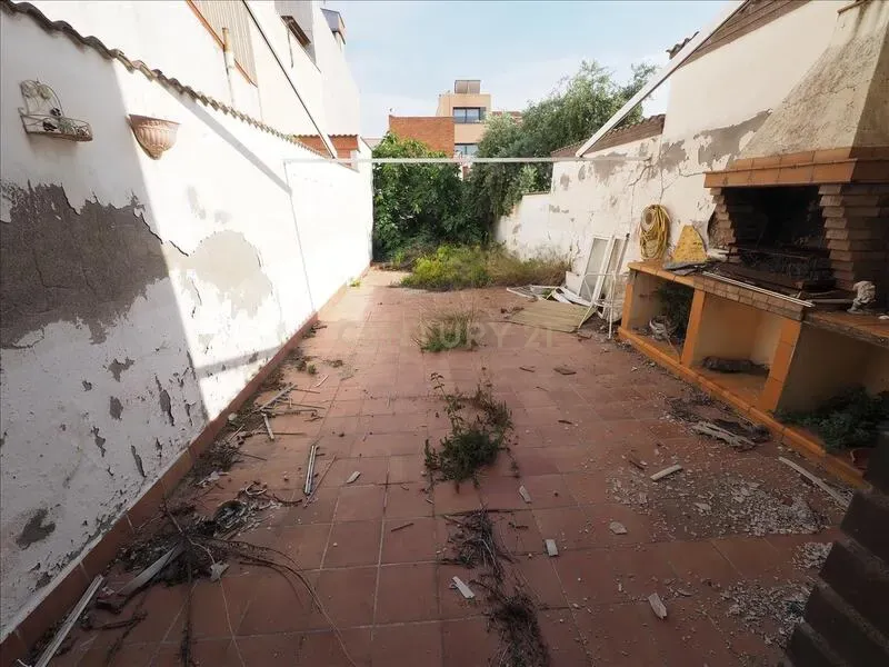 House in Terrassa, Barcelona, Spanien 2 Schlafzimmer, 195 m2 Nr. 167224