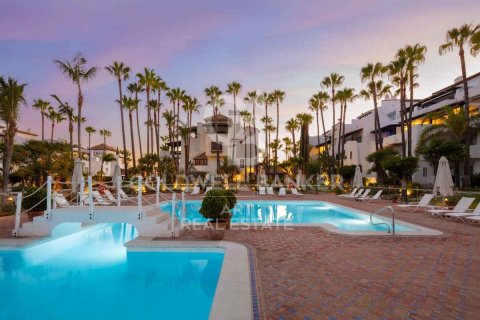 Apartment à Marbella, Malaga, Espagne 3 chambres, 138 m2 No. 159145