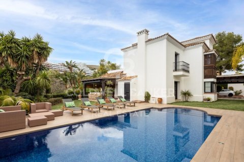 Māja Benahavis, Malaga, Spānijā 4 istabas, 373 m2 Nr. 159146