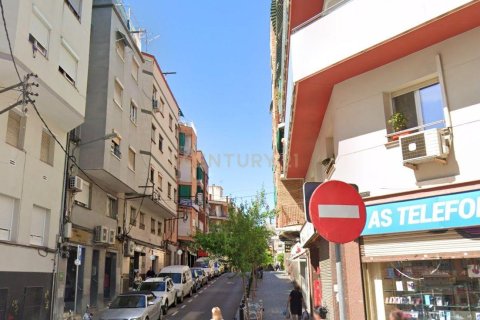 Huoneisto L'Hospitalet de Llobregat, Barcelona, Espanja 2 makuuhuonetta, 50 m2 No. 192370