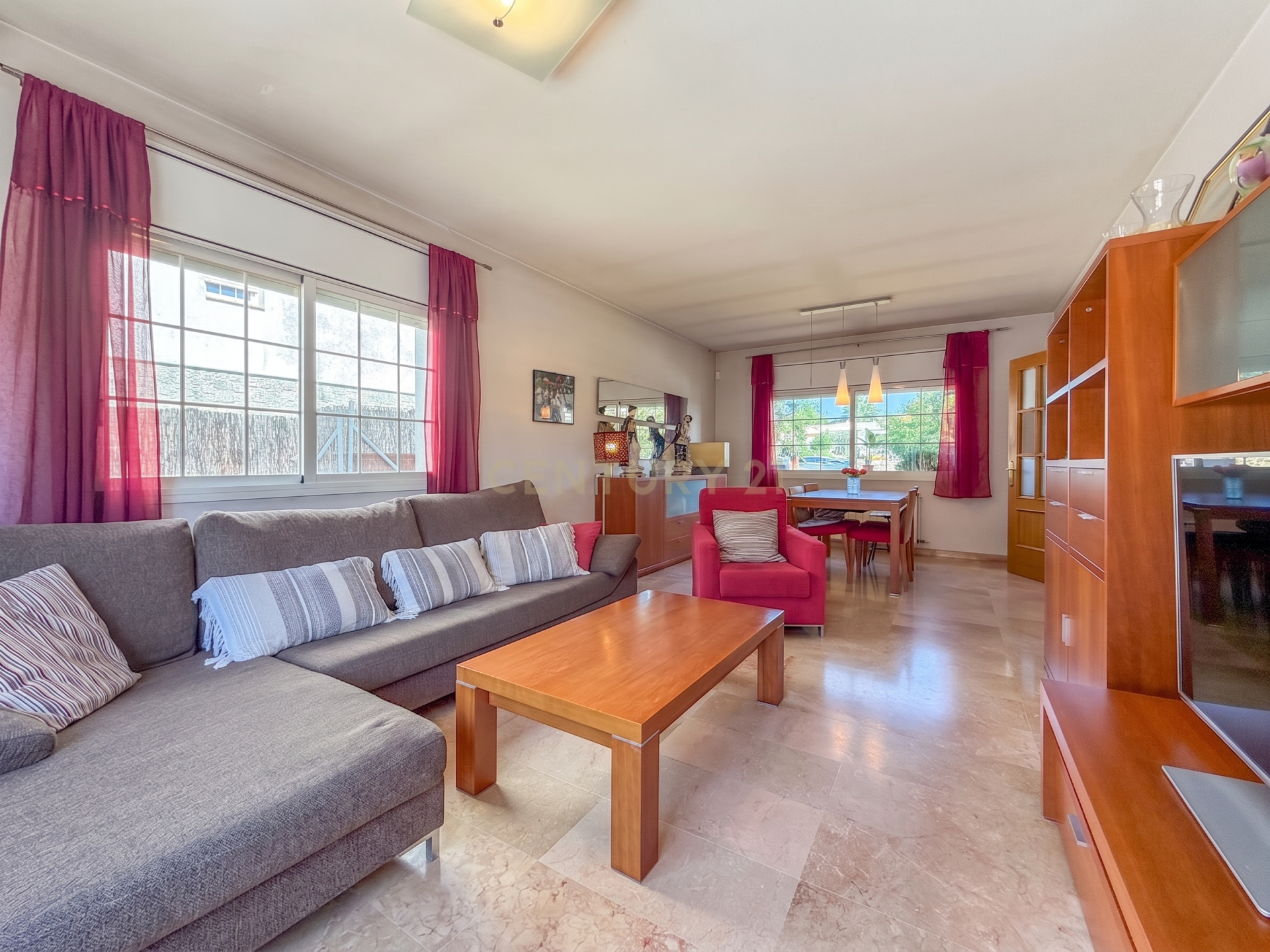 Māja Santa Eulalia De Roncana, Barcelona, Spānijā 5 istabas, 293 m2 Nr. 192349