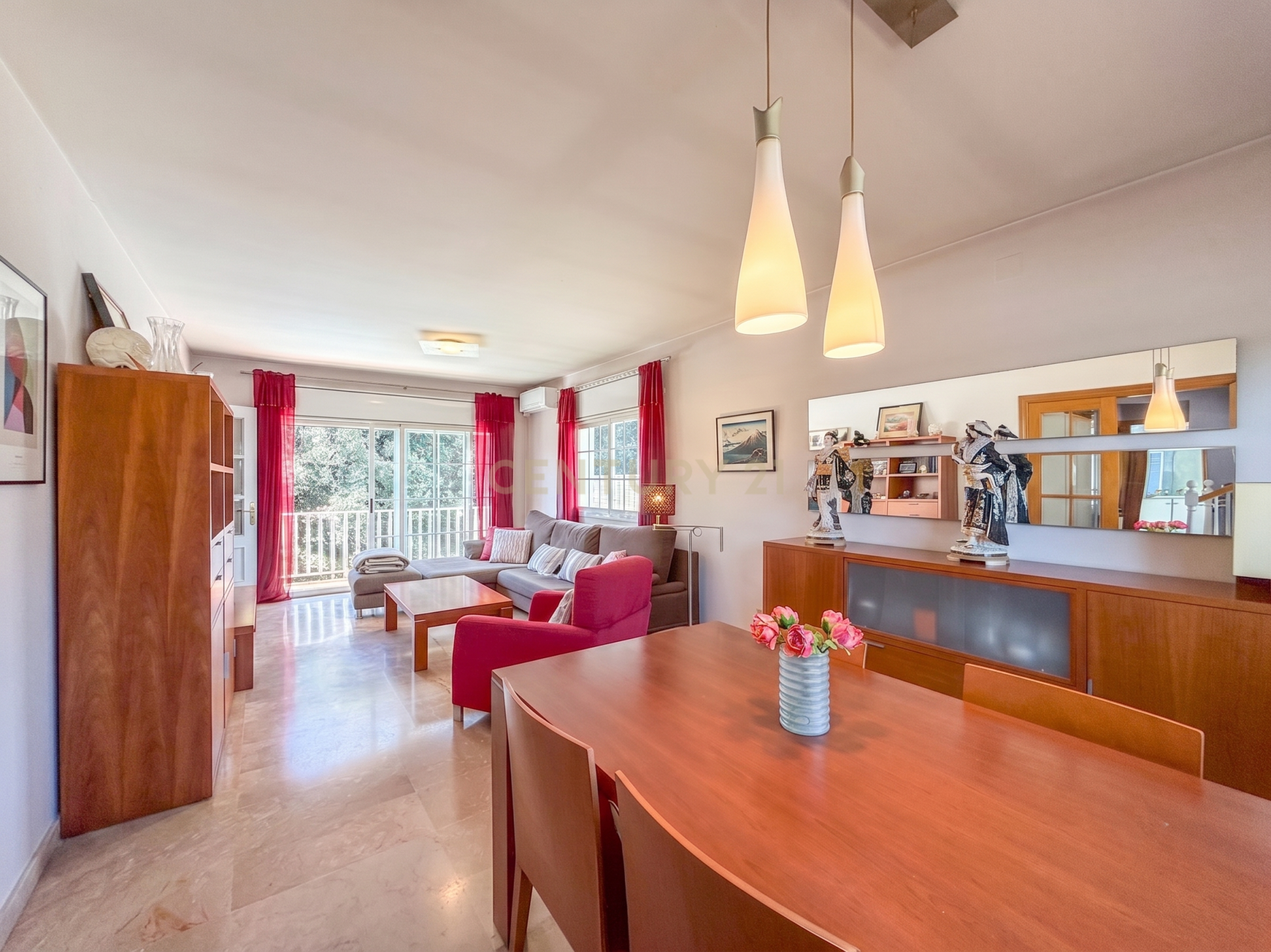 Māja Santa Eulalia De Roncana, Barcelona, Spānijā 5 istabas, 293 m2 Nr. 192349