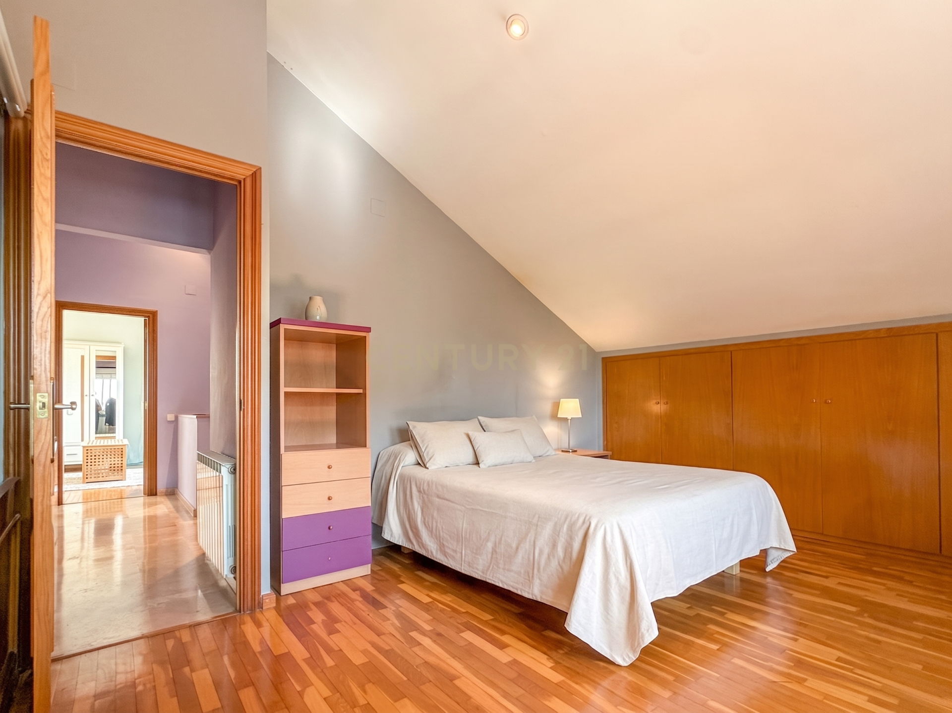Māja Santa Eulalia De Roncana, Barcelona, Spānijā 5 istabas, 293 m2 Nr. 192349