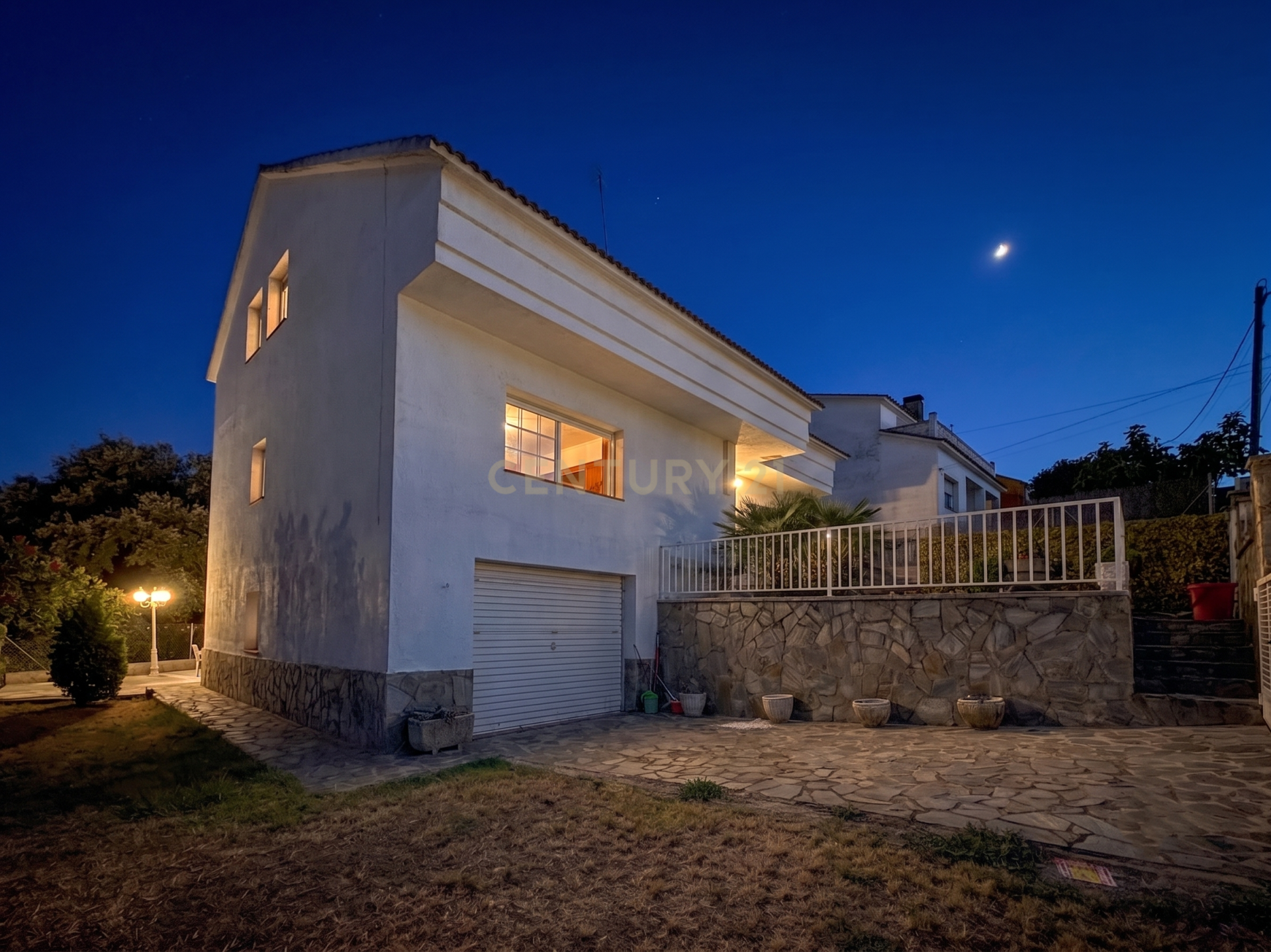 Māja Santa Eulalia De Roncana, Barcelona, Spānijā 5 istabas, 293 m2 Nr. 192349