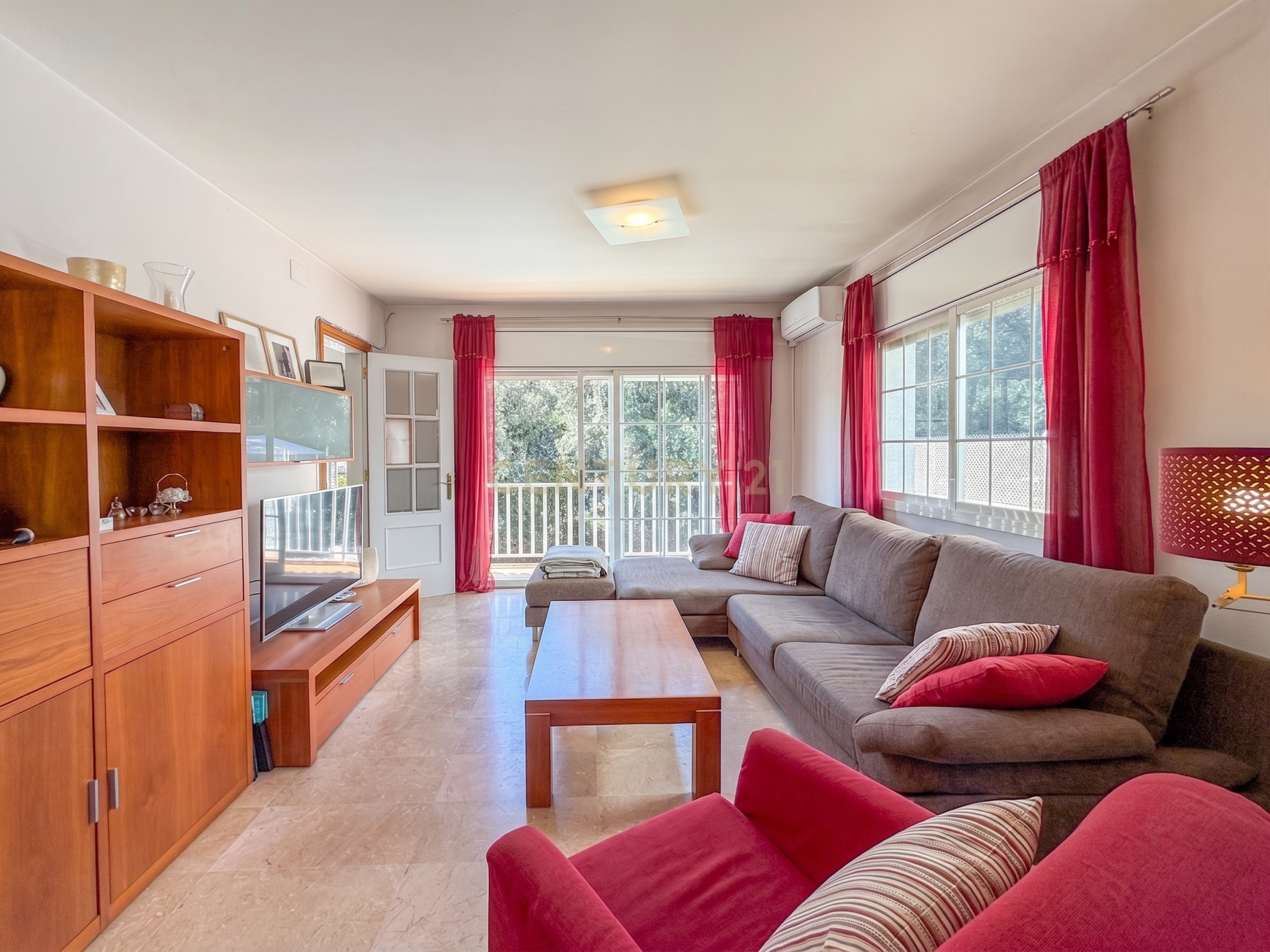 Māja Santa Eulalia De Roncana, Barcelona, Spānijā 5 istabas, 293 m2 Nr. 192349