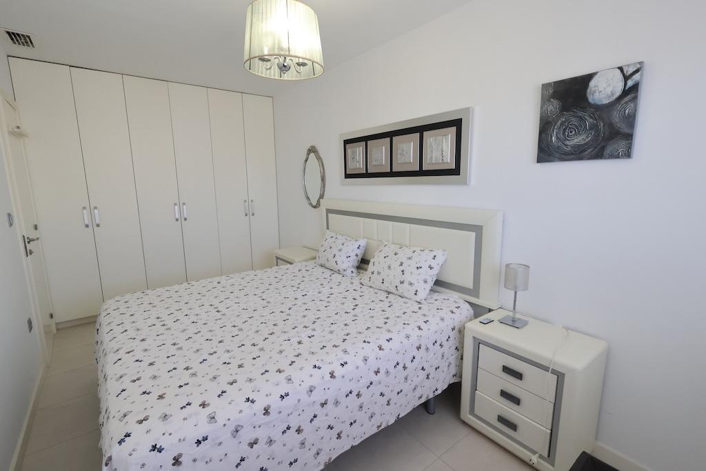 Apartment à Campoamor, Alicante, Espagne 2 chambres, 80 m2 No. 196678