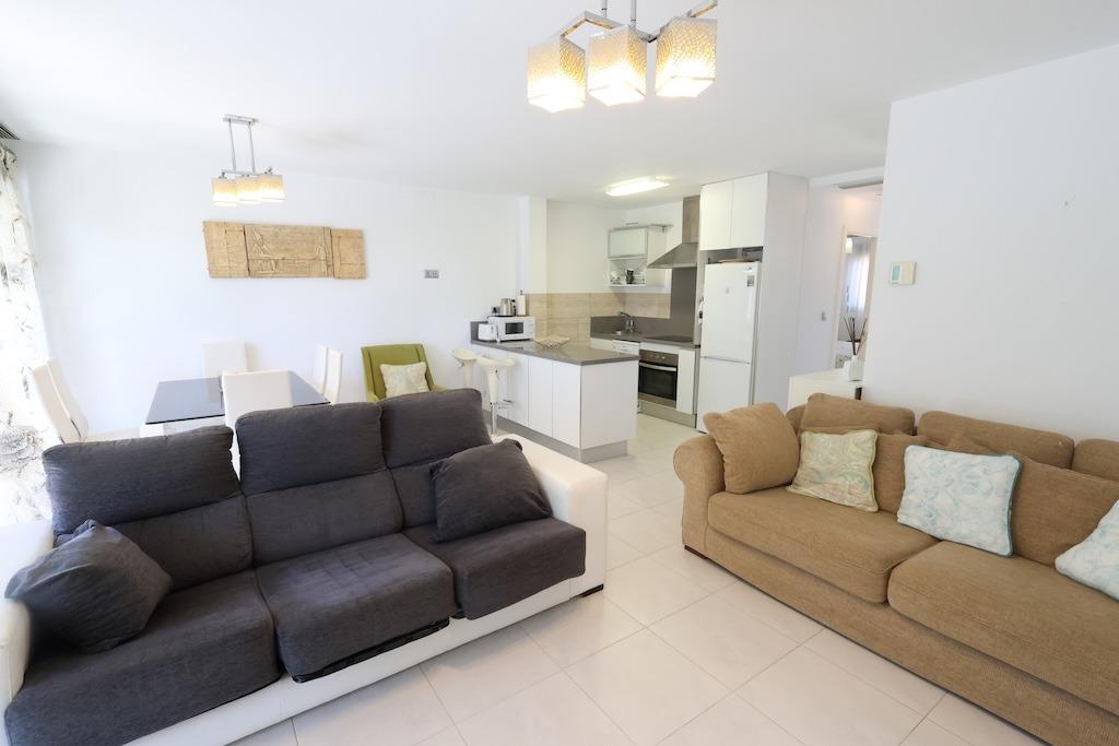 Apartment à Campoamor, Alicante, Espagne 2 chambres, 80 m2 No. 196678