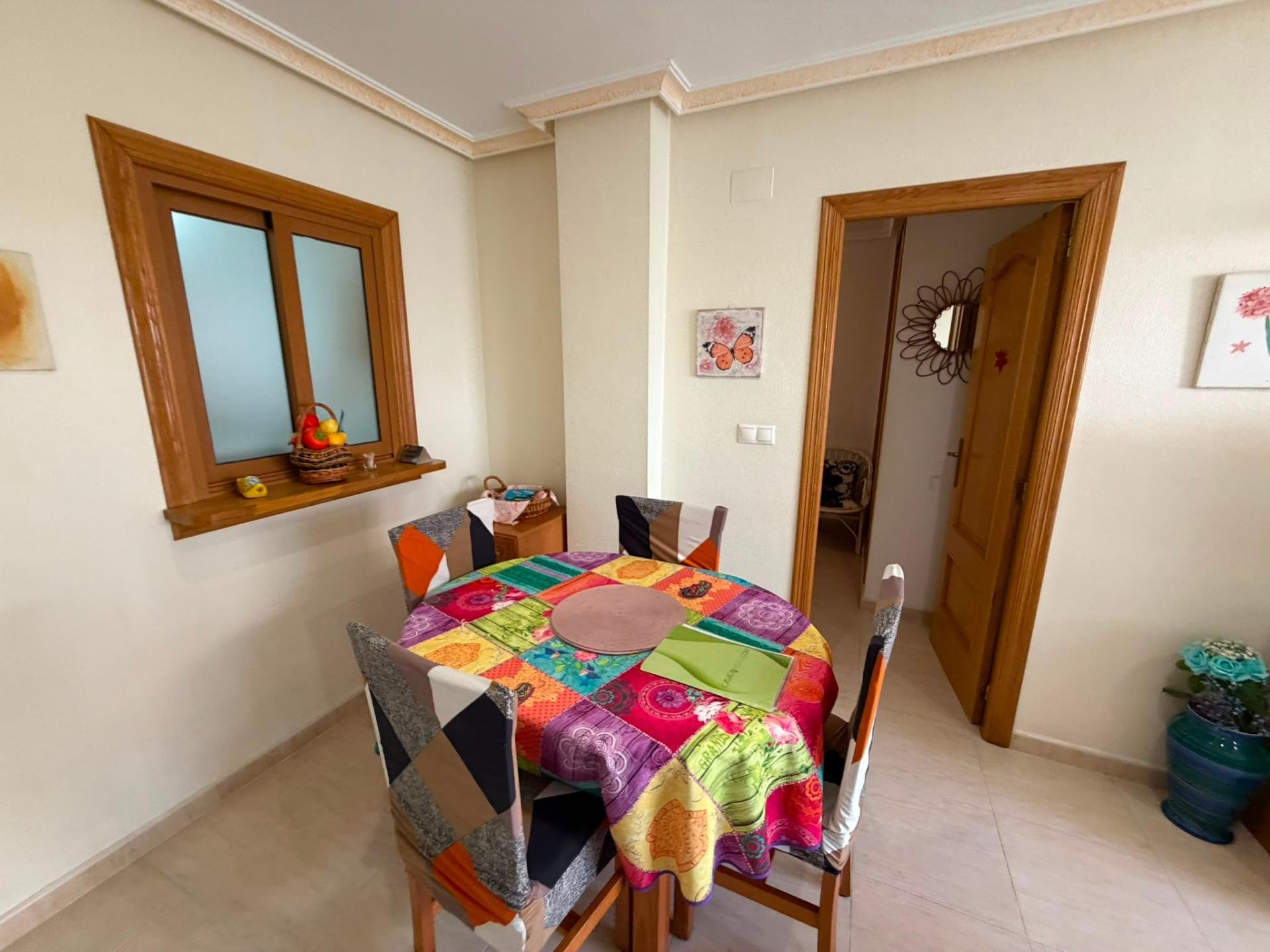 Apartamento en Torrevieja, Alicante, España 1 dormitorio, 70 m2 No. 196673