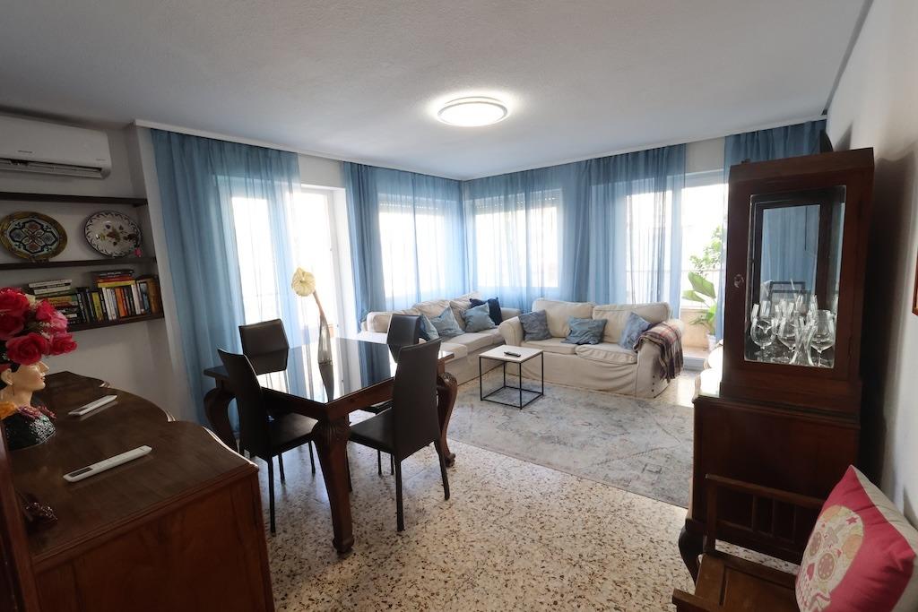 Apartamento en Torrevieja, Alicante, España 3 dormitorios, 104 m2 No. 196676